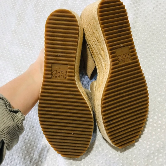 Eileen Fisher wedges - Picture 3 of 7